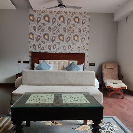 Dreamcatcher Boutique Hotels Бхимтал Экстерьер фото